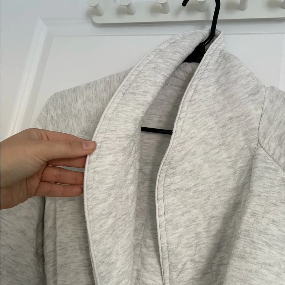 Cozy Gray Robe - Picture 3 of 4